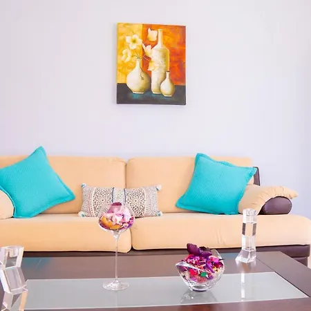 וילה Angelina Pesádha